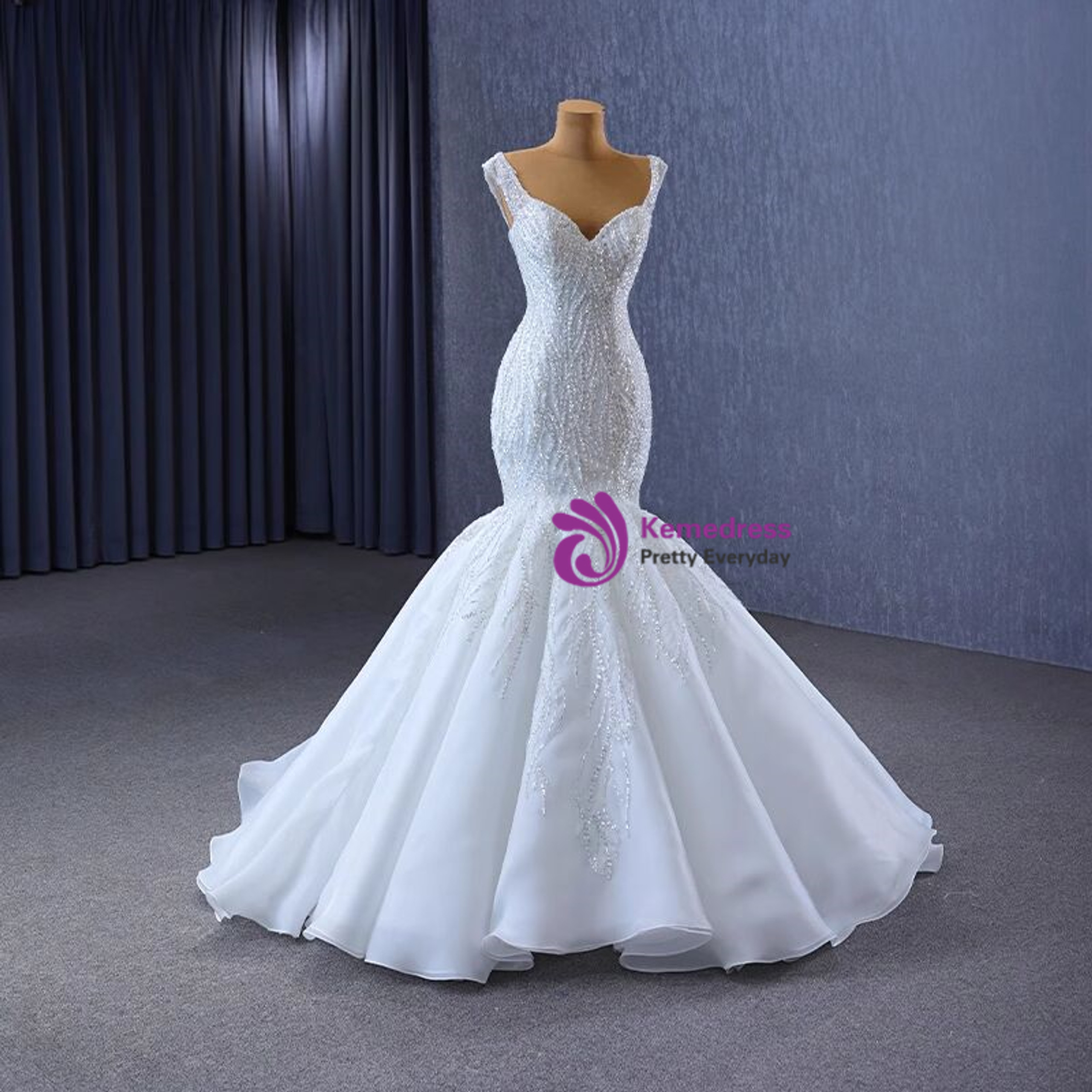 White Mermaid Tulle Strap Wedding Dress