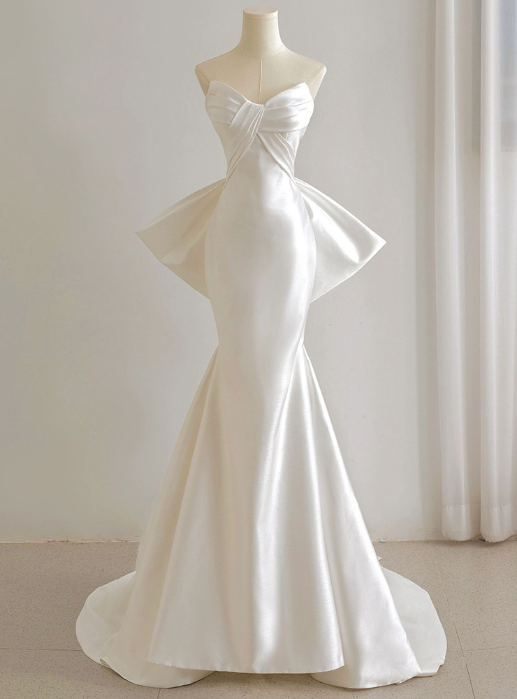 Strapless White Satin Short Wedding Dresses with Bow main image 1