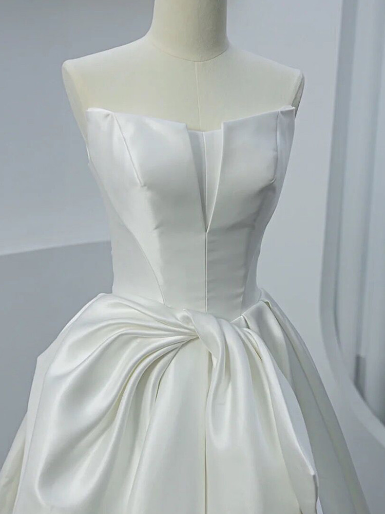 Backless A Line White Satin Double Straps Wedding Dress main image 1