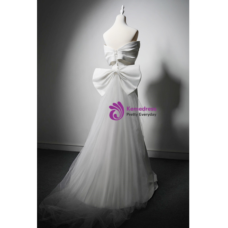 Gorgeous White Long Mermaid Off the Shoulder Tulle Wedding Dress main image 0