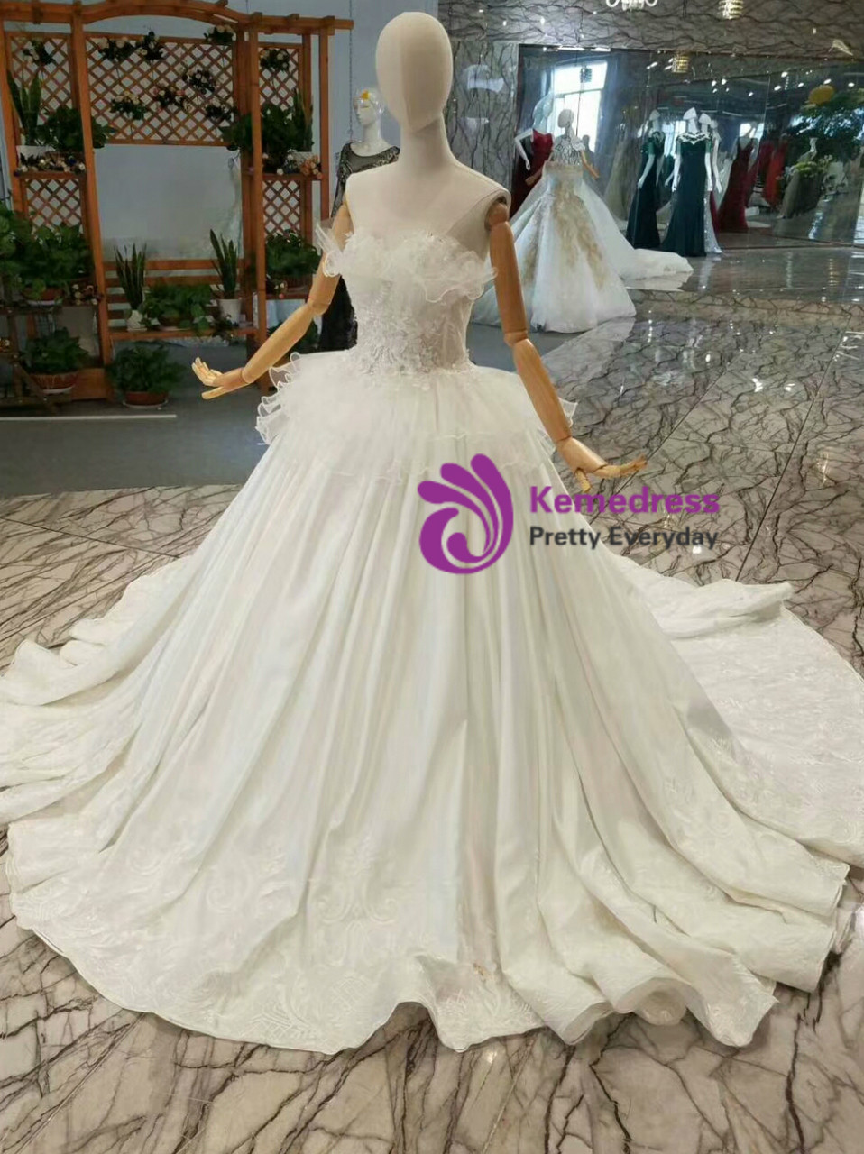 Simple Ball Gown Satin Tulle Bateau Sleeveless Wedding Dress With Bow and Ribbon