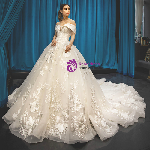 Ball Gown Off the Shoulder Long Sleeves Ivory Tulle Appliques Prom Dresses LBQ1840