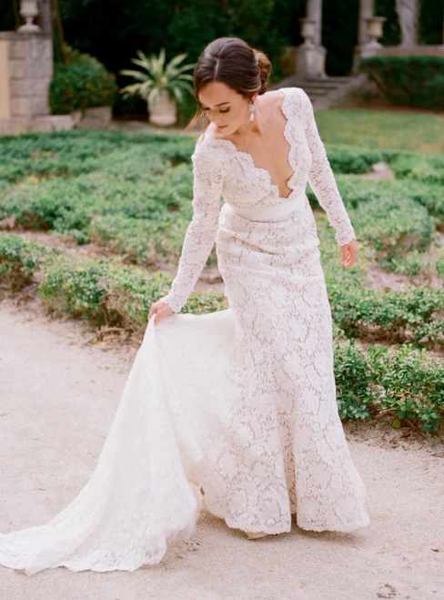 Ivory Mermaid Lace See Through V-neck Backless Long Sleeve Wedding Dress