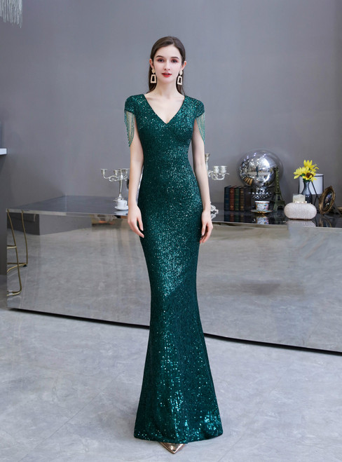 Instead, Opt For a Stylish Green mermaid Sequins V-neck Cap Sleeve Beading Prom Dress
