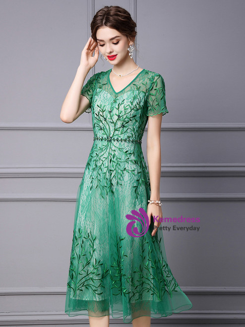 Green V Neck Long Sleeves Beaded A-Line Mother of the Bride Dress