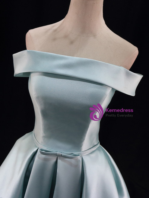 Lovely Short A-line Blue Off-the-shoulder Satin Homecoming Dresses
