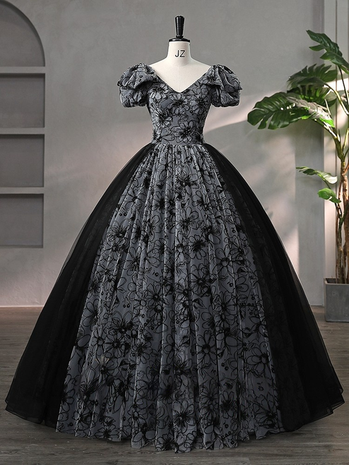 Black Ink Painting V-neck Quinceanera Dress
