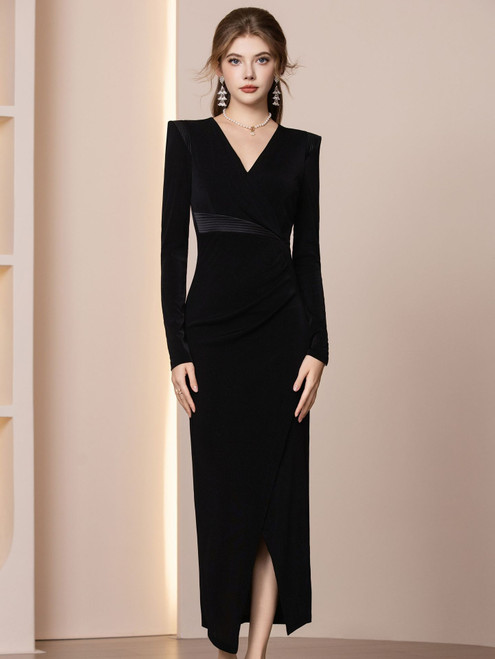 Black Long Sleeve Velvet V-neck Mother of the Bride Dress