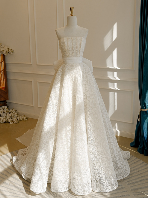 Ivory White Tulle Lace Strapless Wedding Dress