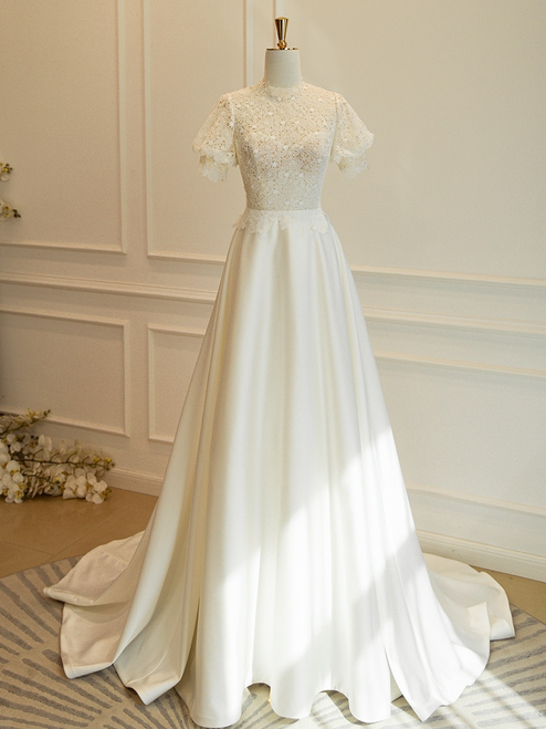 White Tulle Lace Short Sleeve Backless Wedding Dress