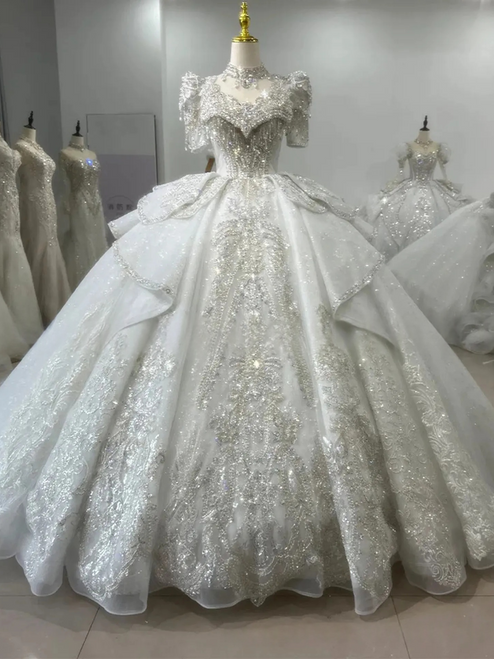 Tulle Sequins Beading Short Sleeve Wedding Dress