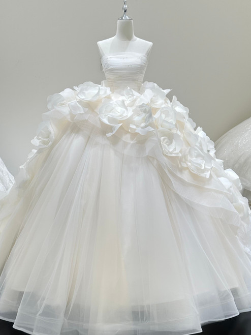 White Tulle Strapless Pleats Beading Wedding Dress