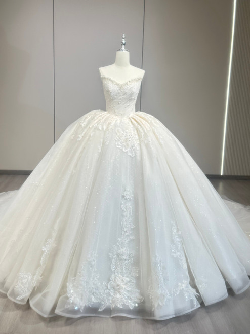 Beige White Tulle Strapless Pleats Pearls Wedding Dress