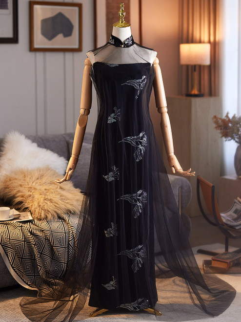 Black Sheath Appliques High Neck Prom Dress