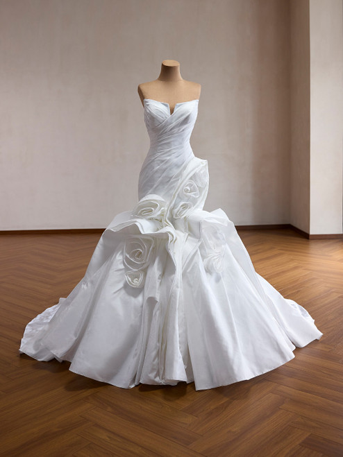 White Mermaid Satin Strapless Pleats Wedding Dress
