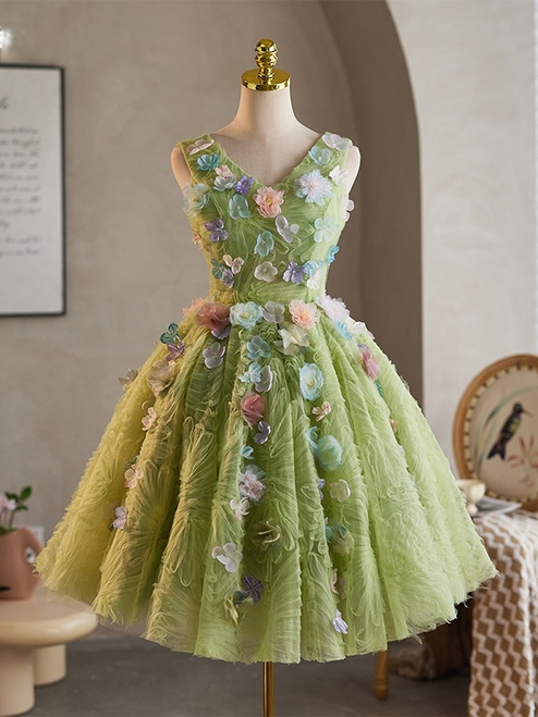 Green Tulle V-neck Flower Homecoming Dress