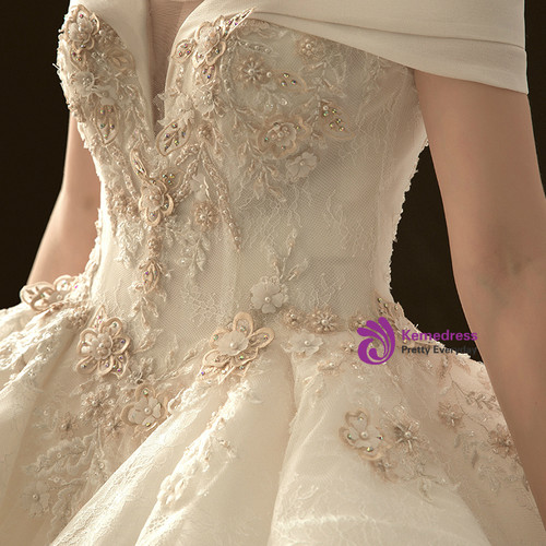 Tulle Appliques Ball Gown Beautiful Off The Shoulder Wedding Dress main image 1