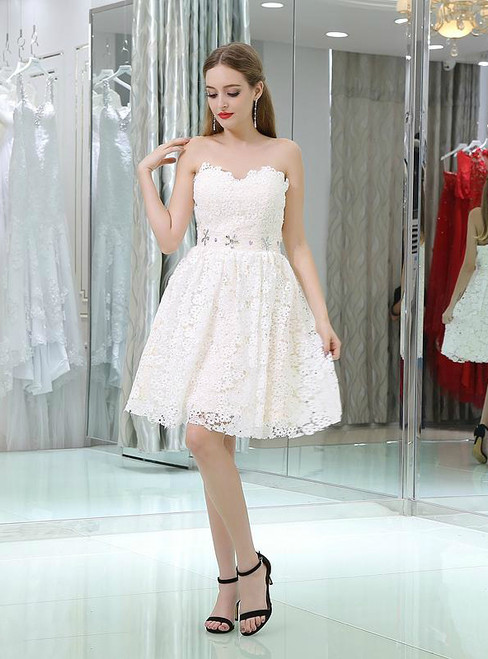 White Lace Sweetheart Short Lace Cocktail Dress With Crystal