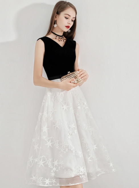 In Stock:Ship in 48 Hours White Lace V-neck Short Prom Dress