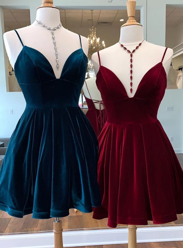 Sexy A Line Strapless Burgundy Velvet Ruffles Vacation Dresses Short Birthday Outfits
