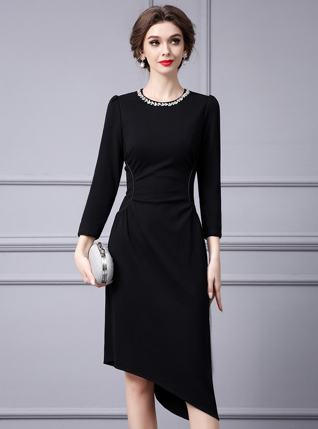 Black A-line Boat Neck Long Sleeves Mother of the Bride Dress