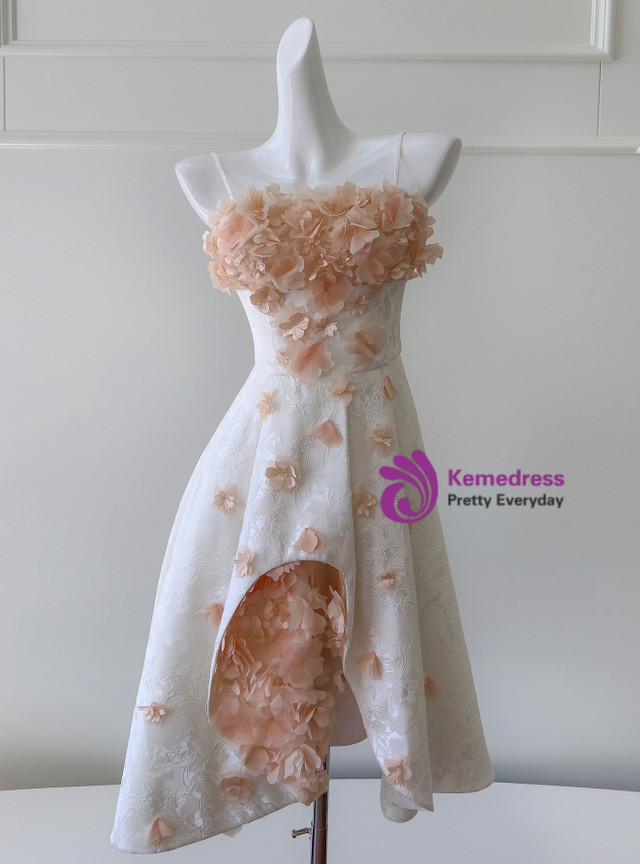 3pcs Featuring a Floral Strap Dress with a White Embroidered Lace Trim Set