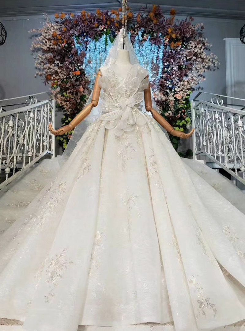 Ivory White Ball Gown Tulle Halter Backless Beading Pearls Wedding Dress