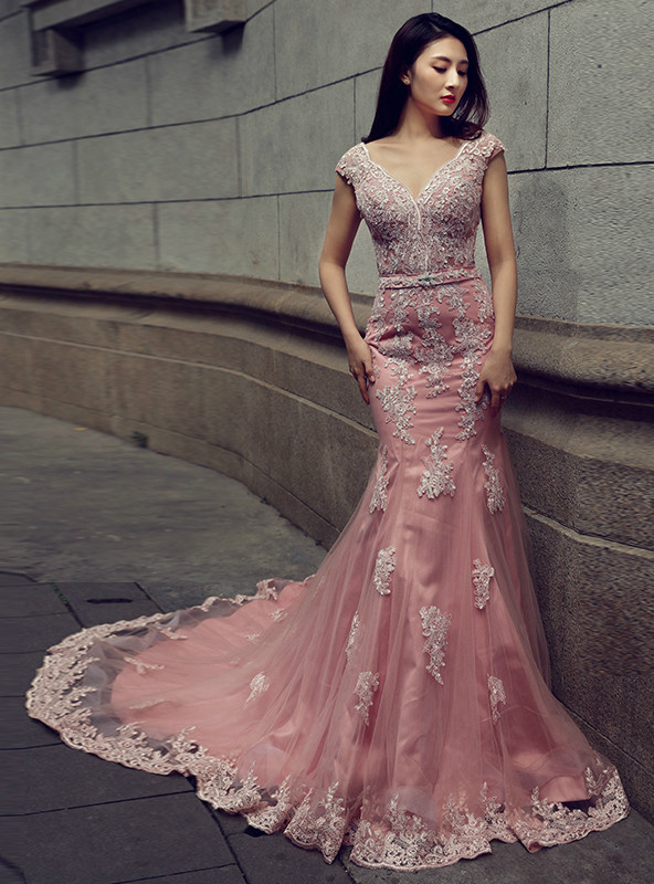 Mermaid Sexy V Neck Backless Tulle Wedding Dress