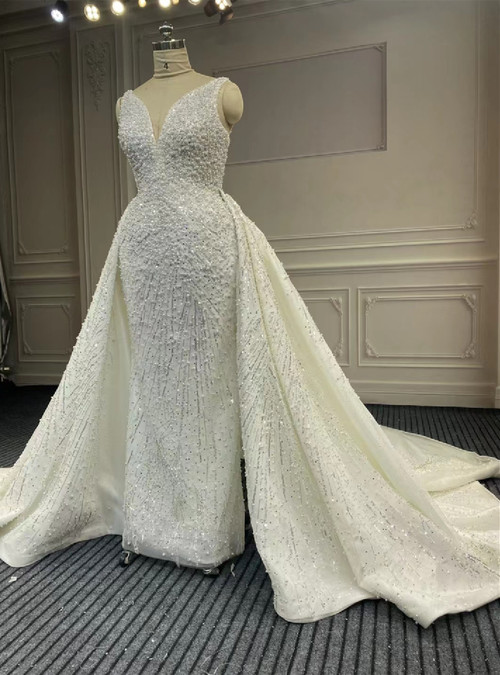 White Mermaid V-Neck Ruched Wedding Dress with Appliques