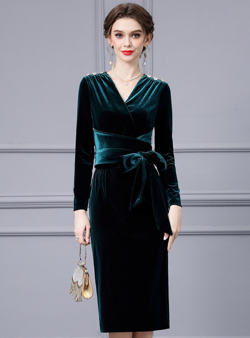 Dark Green Velvet Long Sleeve Mother Of The Bride Dress