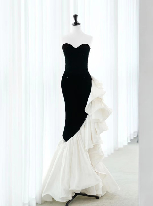 Sexy Strapless Black Mermaid Gown Draped Bodice High Side Slit for Glamorous Proms main image 1