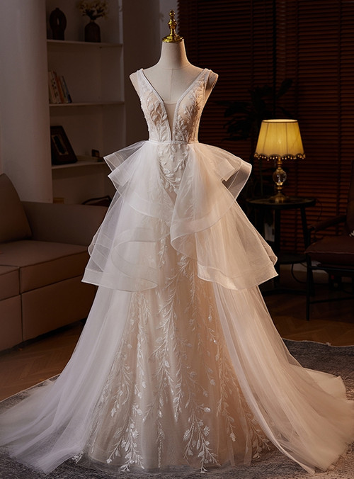 White Tulle Sequins V-neck Luxury Wedding Dress