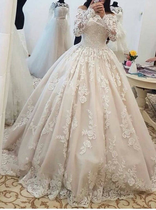 2017 Romantic Lace Wedding Dresses with Long Sleeves