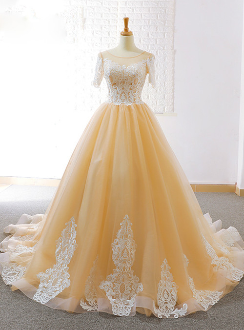 Champagne Tulle Lace Appliques Short Sleeve Backless Wedding Dress