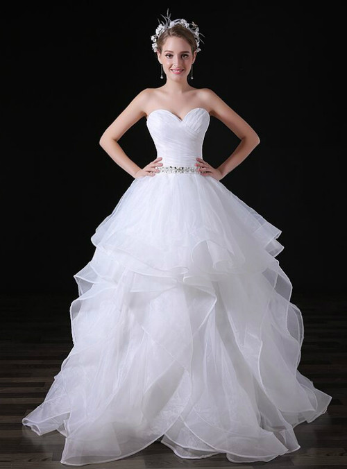 White Tulle Sweetheart Neck Tulle Wedding Dress With Crystal