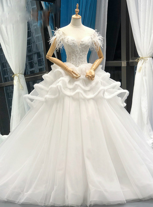 white-ball-gown-corset-tulle-off-the-shoulder-wedding-dress-with-feather