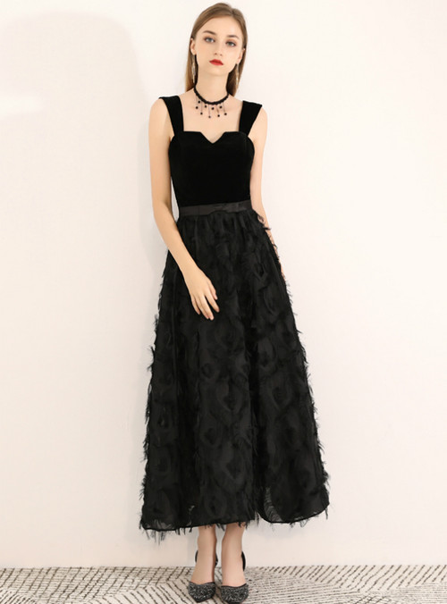 In Stock:Ship in 48 Hours Black Straps Velvet Tea Length Prom Dress