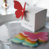 Boîte à dragées Cube personnalisée, avec papillon Boîte à dragées Cube personnalisée, avec papillon
