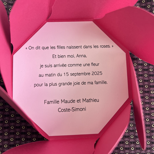 Faire-part fleur imprimée pour fille Faire-part fleur imprimée pour fille