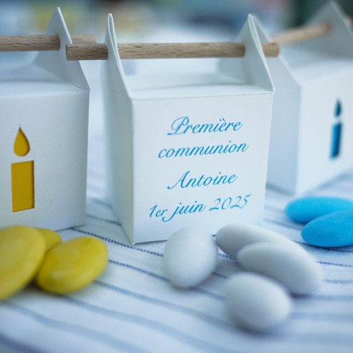 Boîte à dragées Bougie personnalisée, communion