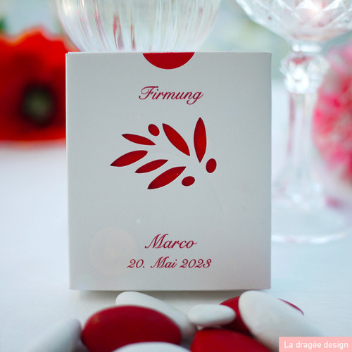 boîte rameau d'olivier, rouge , pour une confirmation. encre rouge pour la personnalisation. Possibilité de garnir la boîte avec des dragées blanches et rouges
