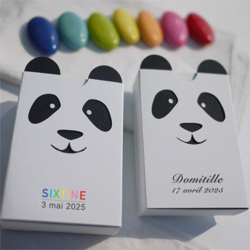 Boîte à dragées en forme de panda, pour une naissance, une baptême, un anniversaire; dragées et écriture rainbow