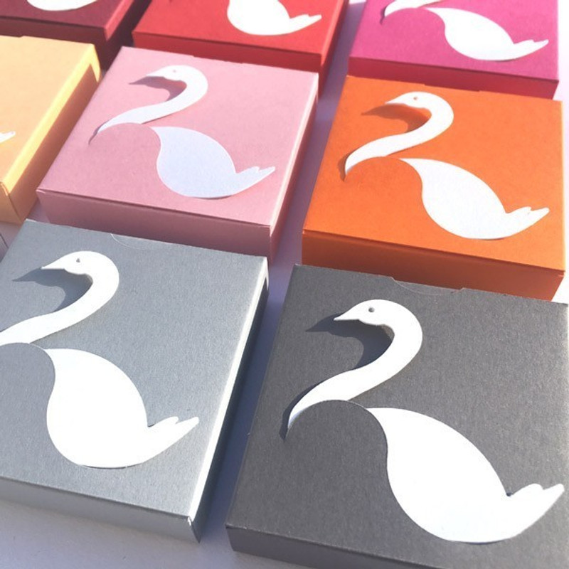 Boîte au cygne blanc, contenant à dragées, Boîte au cygne blanc, contenant à dragées,