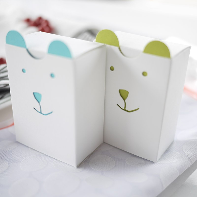 Contenant à dragées et à bonbons ours polaire