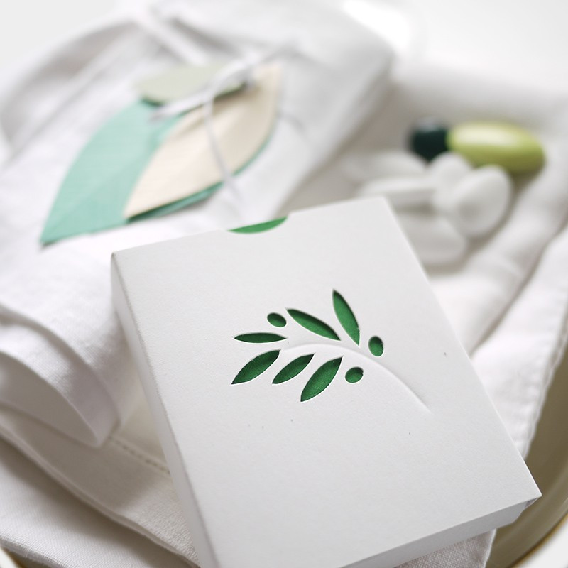 Boîte Rameau d'olivier, contenant à dragées Boîte Rameau d'olivier, contenant à dragées