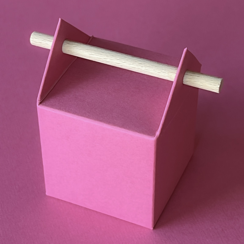 Boite et contenant à dragées couleur rose vif