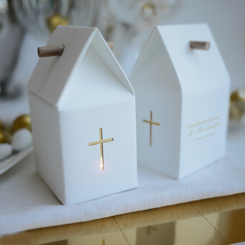 Boite Confirmation, Eglise personnalisée Boite Confirmation, Eglise personnalisée