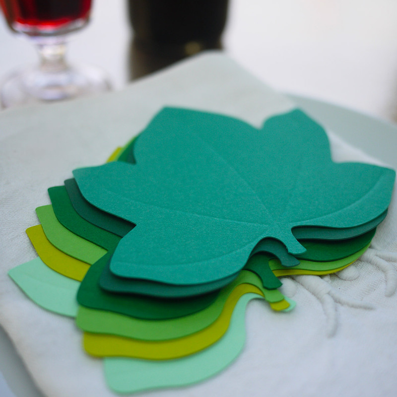 Feuille de vigne porte-nom ou élément de décoration de vos tables, pour les amateurs de vin