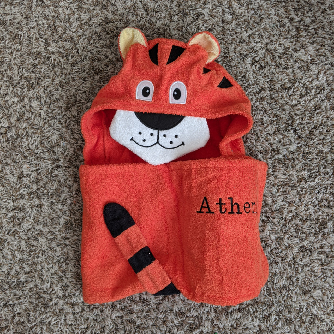 Tiger hooded towel