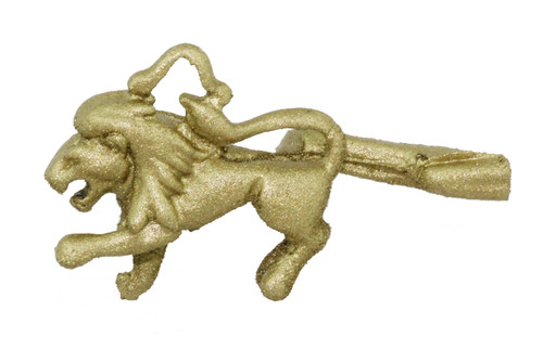 5/8" Clawing Lion